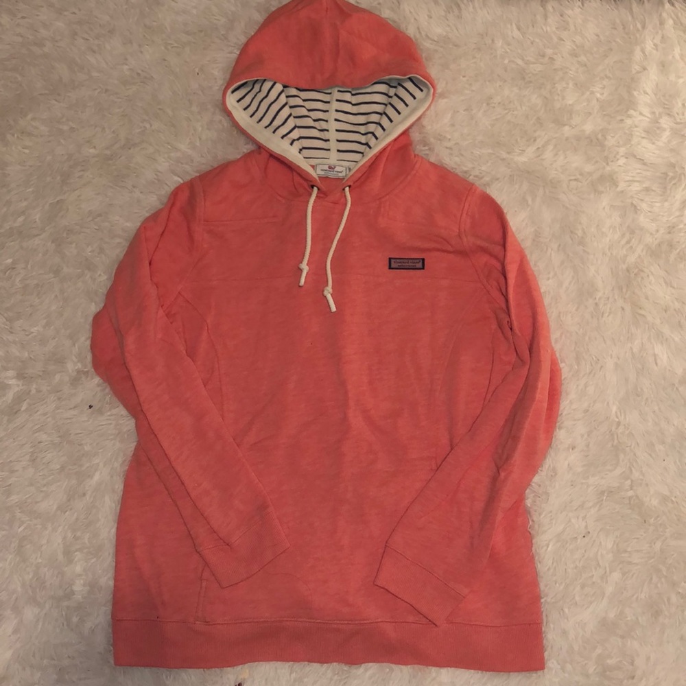 Vineyard vines sweatshirt